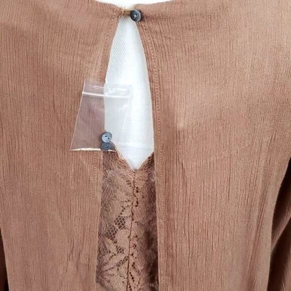 Onetheland, Mauve Peek a Boo Back Top, Medium - Picture 8 of 10